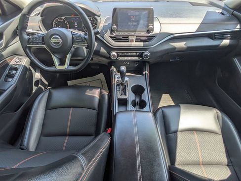 Used 2019 Nissan Altima 2.5 SR w/ SR Premium Package FWD image 13