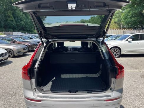 Certified 2023 Volvo XC60 B5 Ultimate w/ Climate Package AWD/4WD image 16