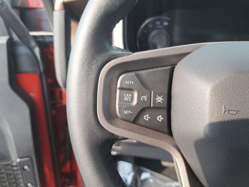 Used 2023 Ford Bronco Outer Banks w/ Sasquatch Package AWD/4WD image 16