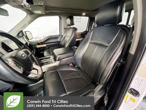 Used 2019 Ford F150 Lariat w/ FX4 Off-Road Package image 24