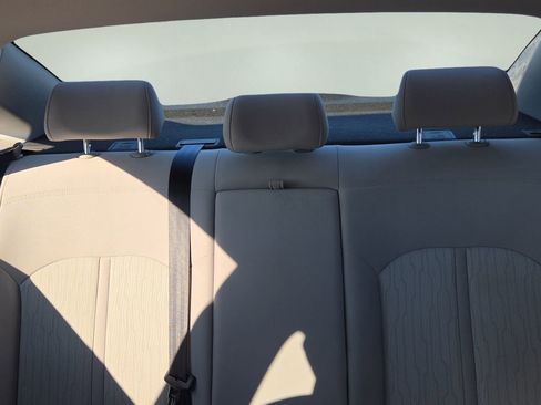 Used 2016 Hyundai Sonata SE image 15