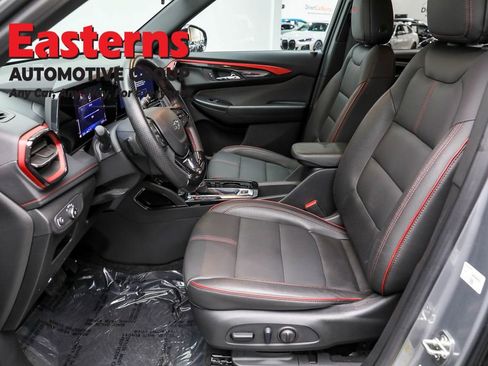 Used 2024 Chevrolet TrailBlazer RS w/ Driver Confidence Package AWD/4WD image 13