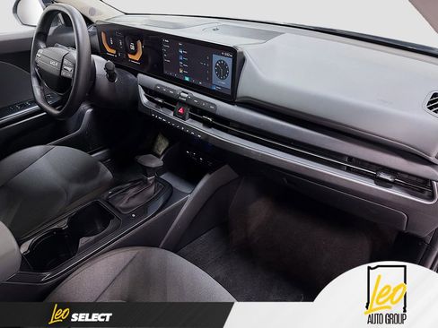 Used 2025 Kia K4 FWD image 26