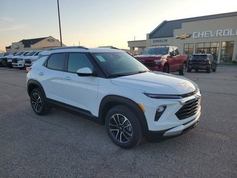 New 2026 Chevrolet TrailBlazer LT w/ LT Cold Weather Package FWD image 20