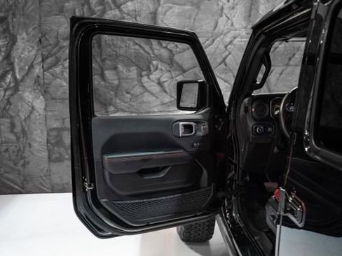 Used 2024 Jeep Wrangler Unlimited Rubicon 392 AWD/4WD image 4