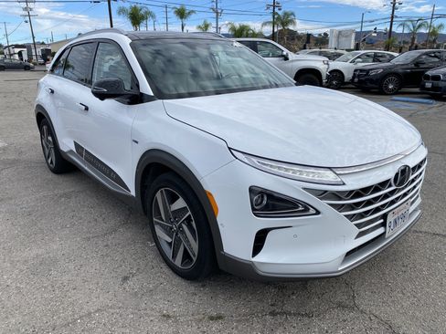 Used 2023 Hyundai Nexo Limited FWD image 8