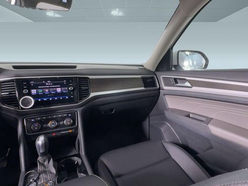 Used 2022 Volkswagen Atlas SE image 27