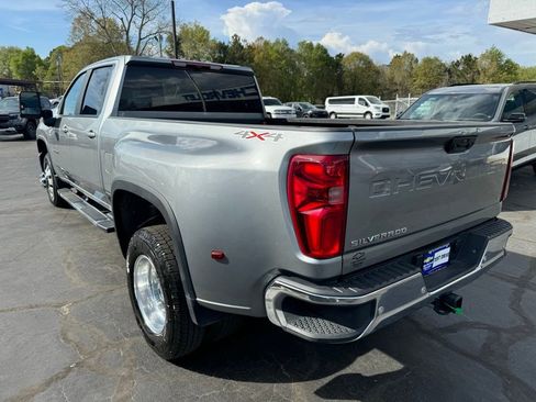 Used 2025 Chevrolet Silverado 3500 LT w/ Safety Package AWD/4WD image 5