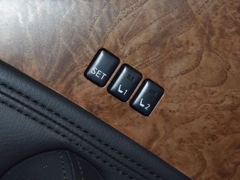 Used 2022 Nissan Armada SL image 5