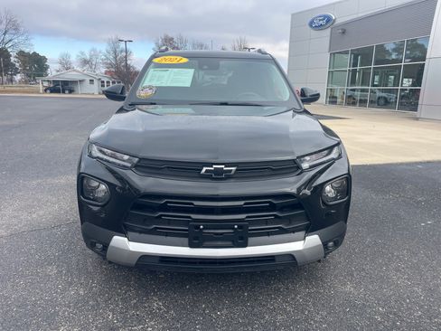Used 2021 Chevrolet TrailBlazer LT w/ Convenience Package image 4