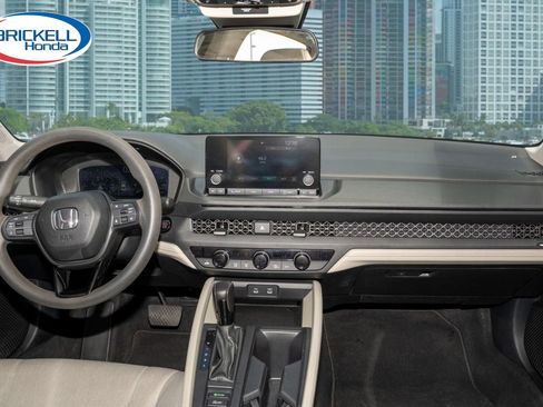 Certified 2023 Honda Accord EX image 22