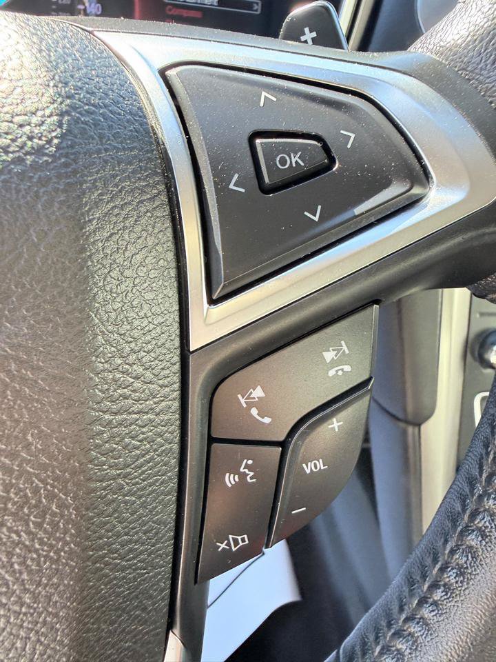 Used 2019 Ford Fusion SEL FWD image 25