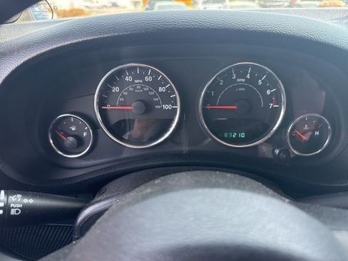 Used 2013 Jeep Wrangler Sport image 37