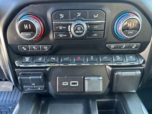 Used 2022 Chevrolet Silverado 2500 High Country w/ Safety Package II image 33