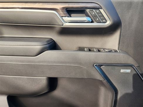 New 2026 Chevrolet Silverado 1500 LTZ w/ LTZ Premium Texas Edition image 17