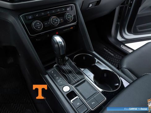 Used 2023 Volkswagen Atlas Cross Sport SE w/ Panoramic Sunroof Package FWD image 24