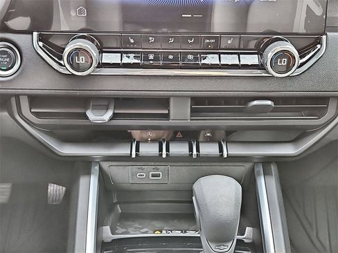 New 2026 Chevrolet Colorado Trail Boss image 6