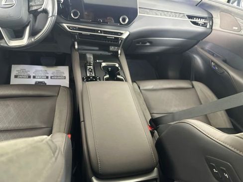 Used 2024 Lexus RX 450h AWD w/ Convenience Package image 22