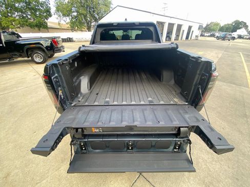 New 2026 GMC Sierra EV Elevation w/ Premium Package image 41