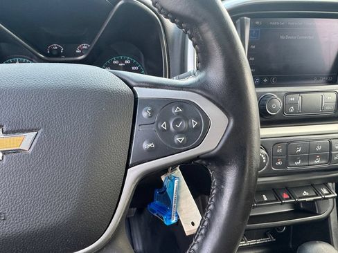 Used 2022 Chevrolet Colorado LT w/ Fleet Safety Package AWD/4WD image 16