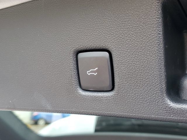 Used 2024 Ford Escape Platinum AWD/4WD image 9