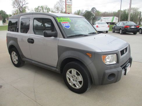 Used 2005 Honda Element LX image 17