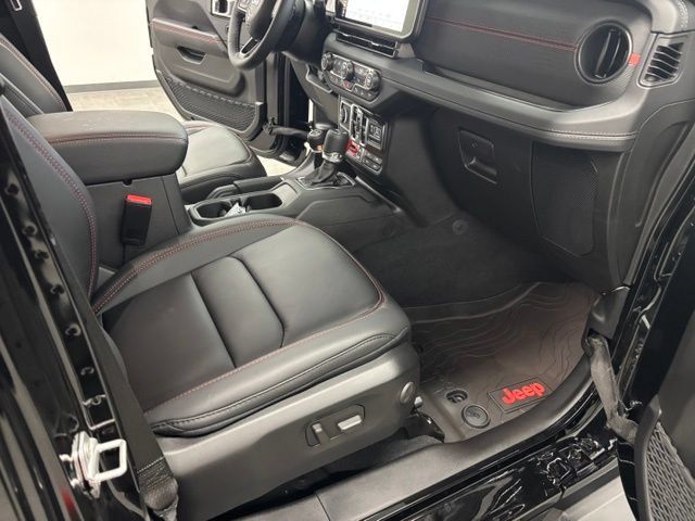 Used 2026 Jeep Wrangler Unlimited Rubicon AWD/4WD image 47