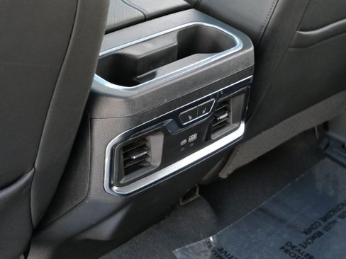 Used 2024 GMC Sierra 1500 SLT w/ SLT Premium Package AWD/4WD image 32