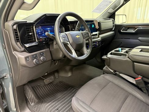 Certified 2025 Chevrolet Silverado 1500 LT image 29