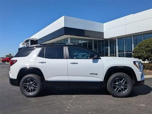 New 2026 GMC Terrain AT4 AWD/4WD image 3