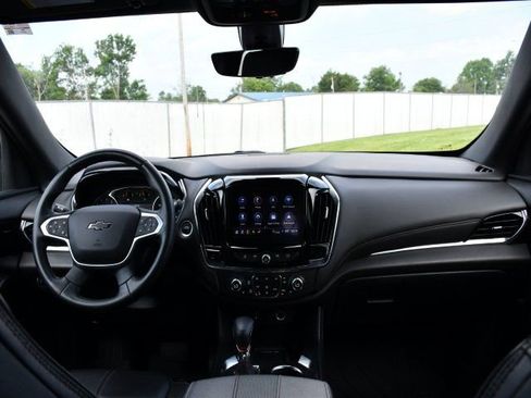 Used 2023 Chevrolet Traverse RS w/ LPO, Floor Liner Package AWD/4WD image 25
