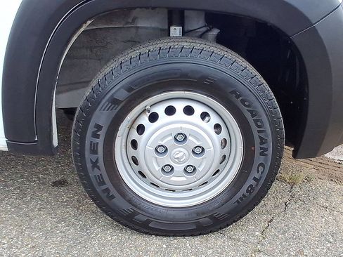 Used 2026 RAM ProMaster 2500 w/ Convenience Group FWD image 33