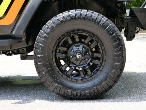Used 2016 Jeep Wrangler Unlimited Sport w/ Quick Order Package 24S AWD/4WD image 11