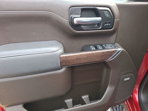 Used 2022 GMC Sierra 1500 Denali w/ Denali Premium Package image 12