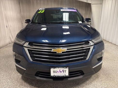 Used 2023 Chevrolet Traverse LT FWD image 8