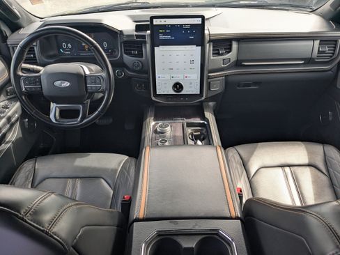 Used 2022 Ford Expedition Max Platinum AWD/4WD image 17