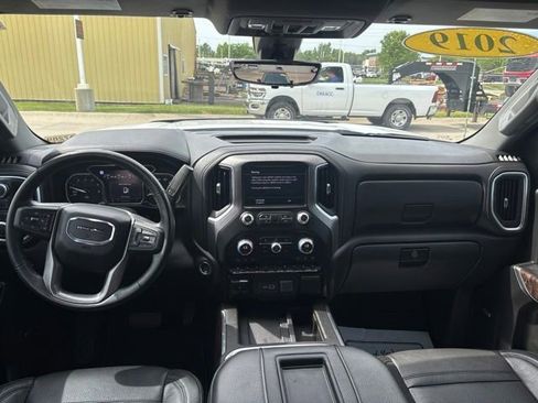 Used 2019 GMC Sierra 1500 Denali w/ Denali Ultimate Package AWD/4WD image 26