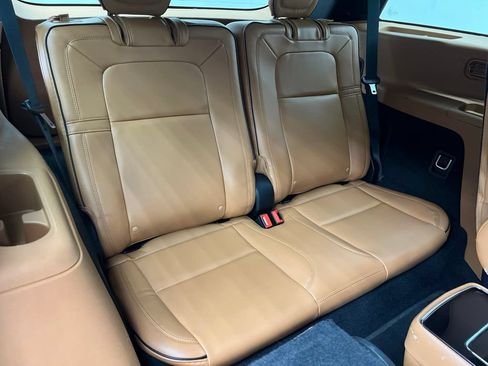 Used 2022 Lincoln Aviator Black Label AWD/4WD image 24