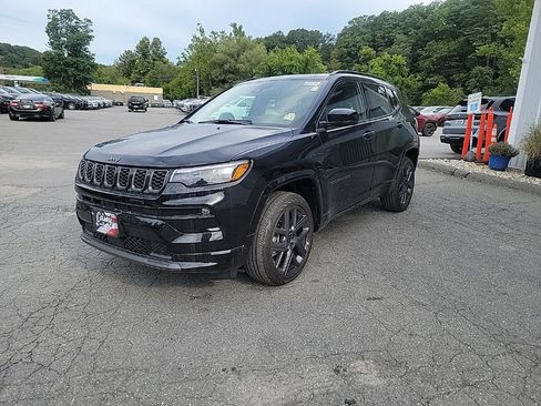 New 2025 Jeep Compass Limited w/ High Altitude Package image 3