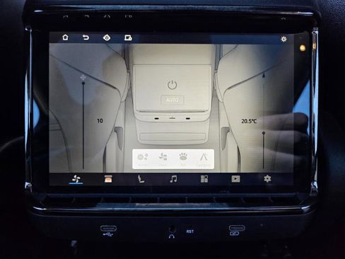 Used 2023 Tesla Model Y Long Range image 56