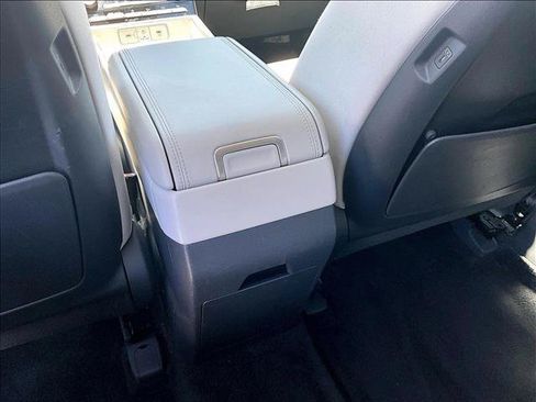 Used 2025 Hyundai Santa Fe SE FWD image 24