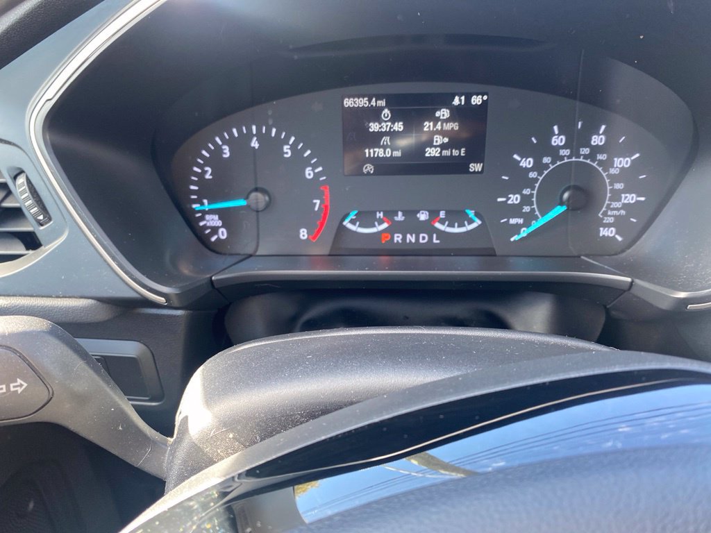 Used 2022 Ford Escape SE w/ Cold Weather Package AWD/4WD image 18