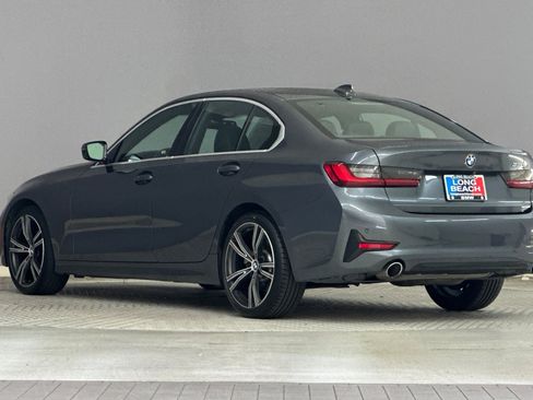 Used 2022 BMW 330i Sedan w/ Driving Assistance Package image 3