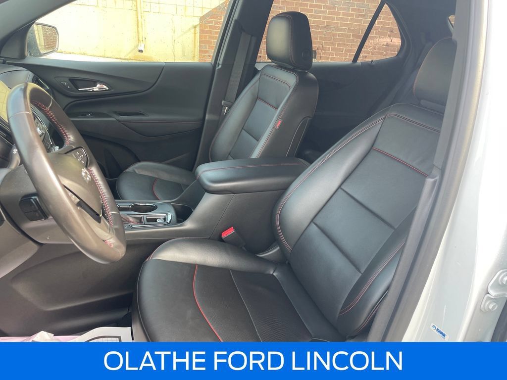Used 2022 Chevrolet Equinox RS w/ RS Leather Package AWD/4WD image 14