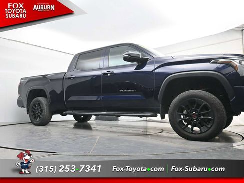 Used 2024 Toyota Tundra Limited AWD/4WD image 19