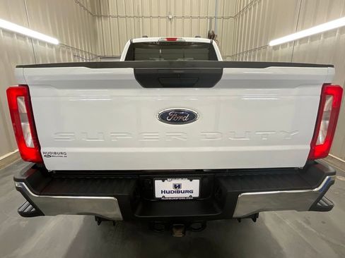 Used 2025 Ford F250 XLT w/ FX4 Off-Road Package image 21