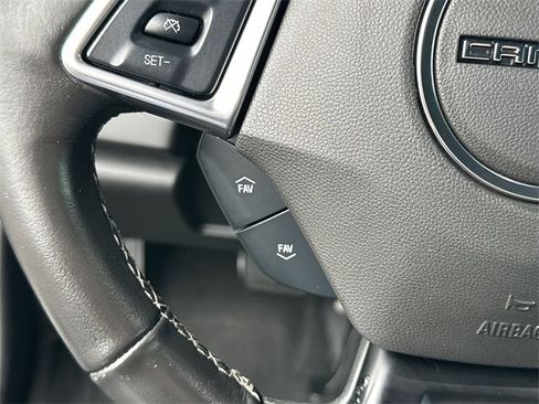 Used 2021 Chevrolet Camaro LT image 16