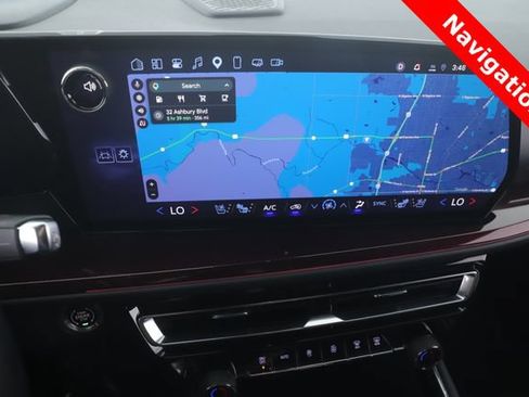 Used 2025 Chevrolet Traverse RS AWD/4WD image 5