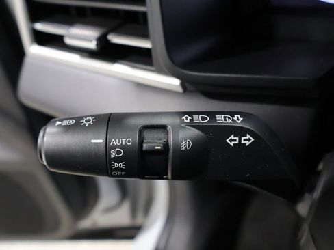 Used 2024 Mitsubishi Outlander SEL AWD/4WD image 36