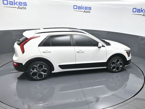 Certified 2023 Kia Niro EX Touring image 53